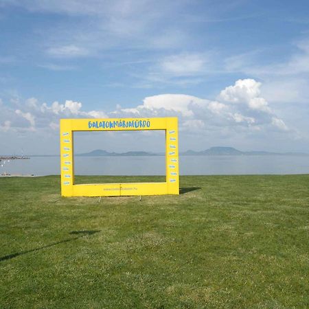 Holiday Homes In Balatonmariafuerdo 48114 Bagian luar foto